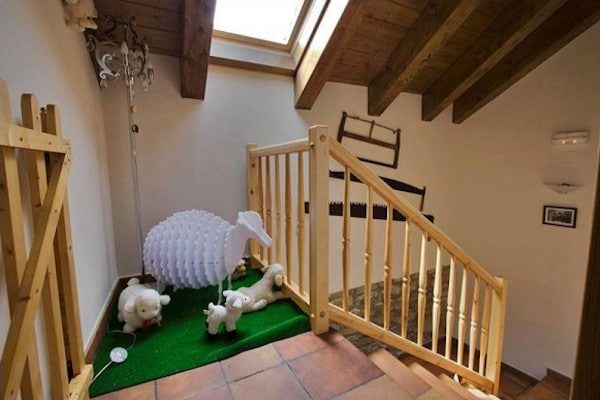 Apartamentos Cañardo escalera