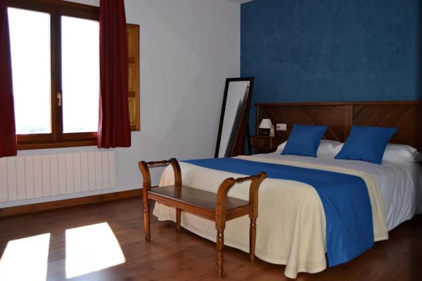 Hotel Rural Ibipozo habitación azul